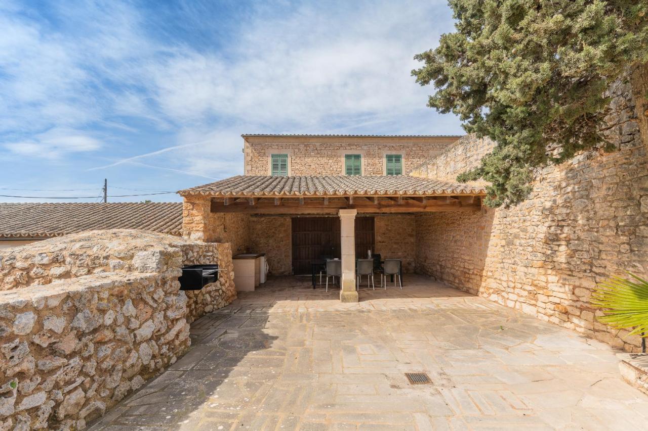 Petita Llombards Holiday home *