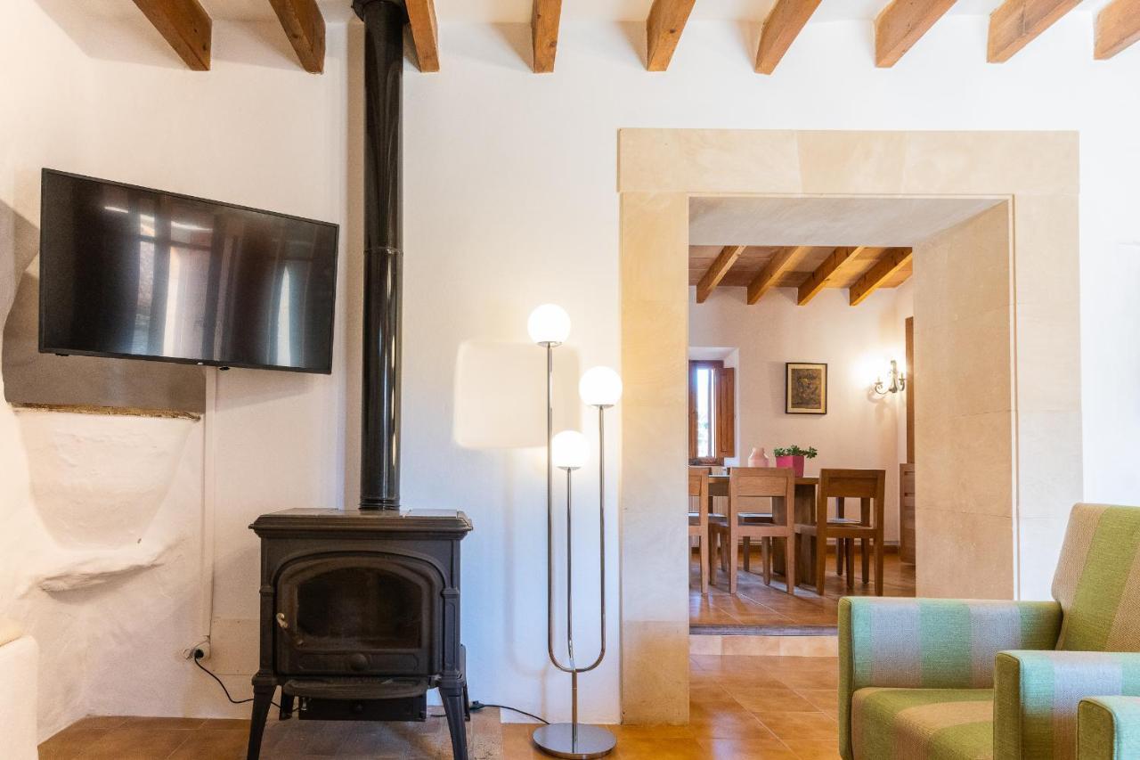 Holiday home Petita Llombards Llombarts