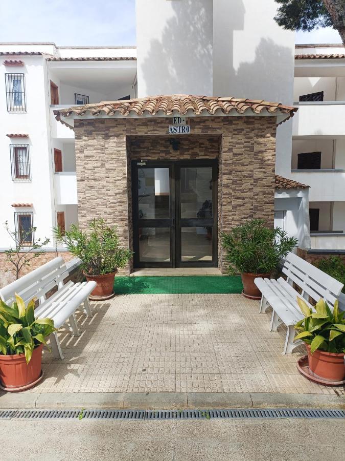 Fantastic 2 Bedrooms With Sea View *