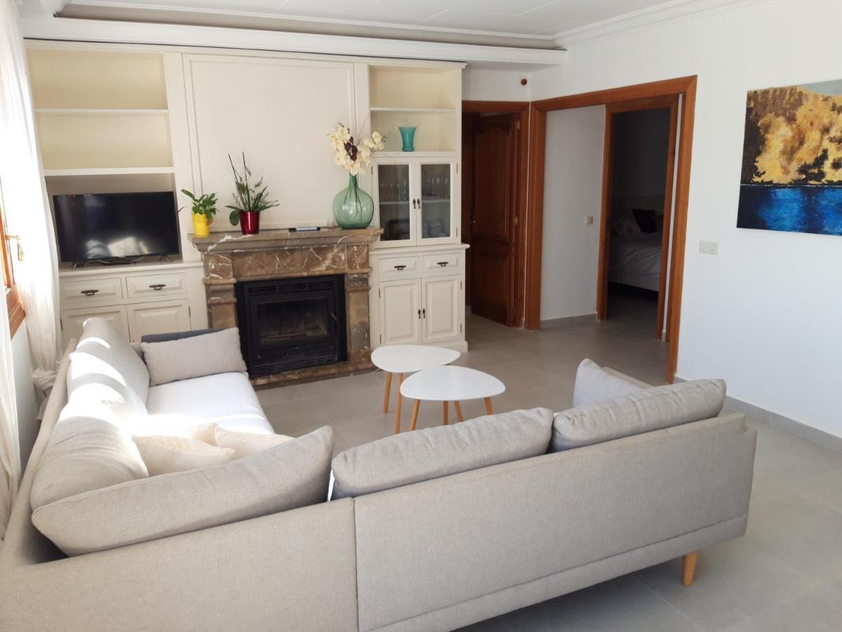 Casa Piscina Doctor Fleming 51 Holiday home Llubi