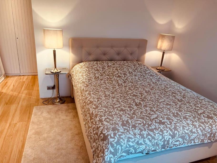 Mit Meerblick Und Pool Fuer 6 Personen Santanyí