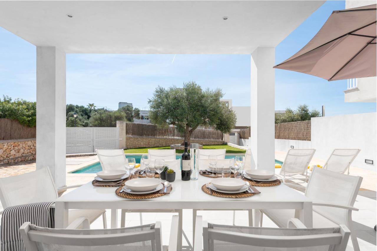 Stunning Marianella Gris, Pool, Bbq, Ac, Free Wifi