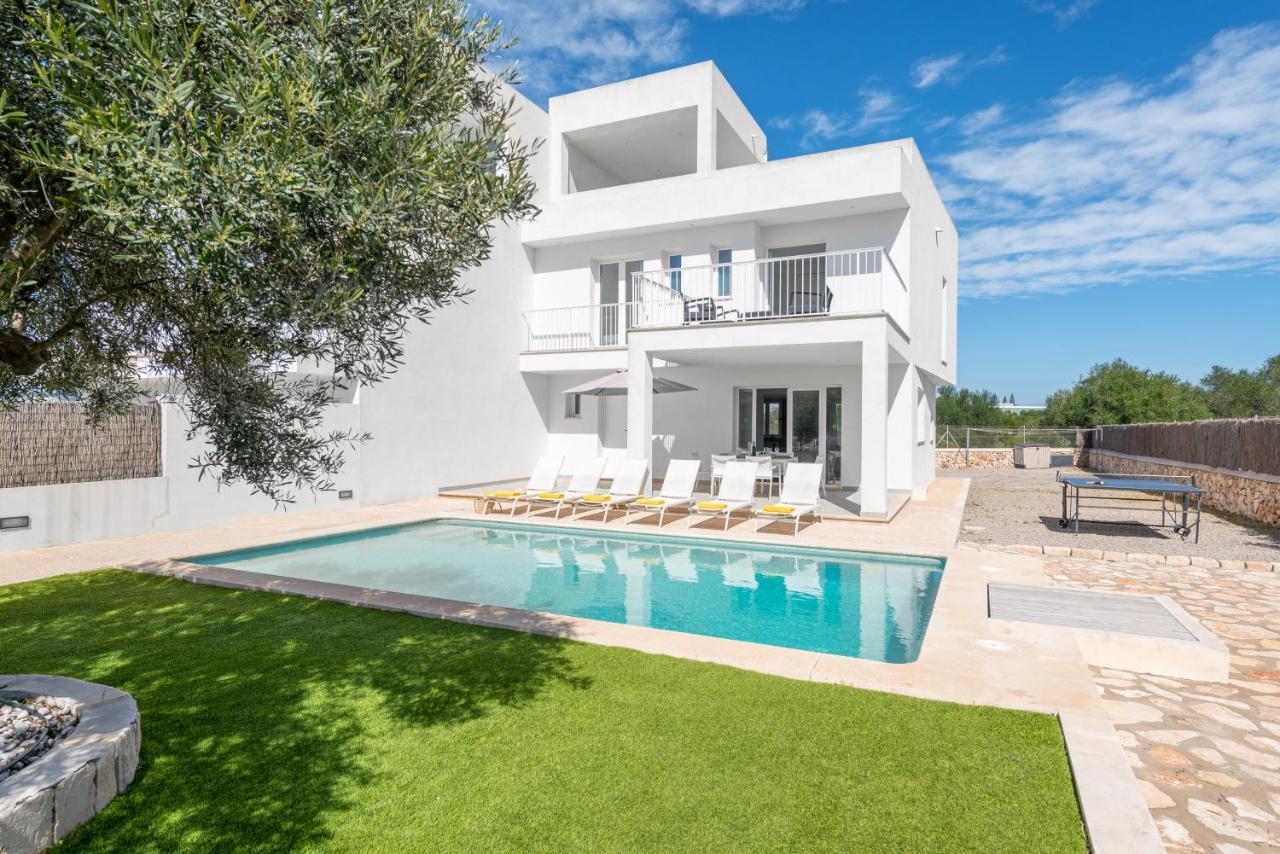 Stunning Marianella Gris, Pool, Bbq, Ac, Free Wifi * Cala d'Or (Mallorca)
