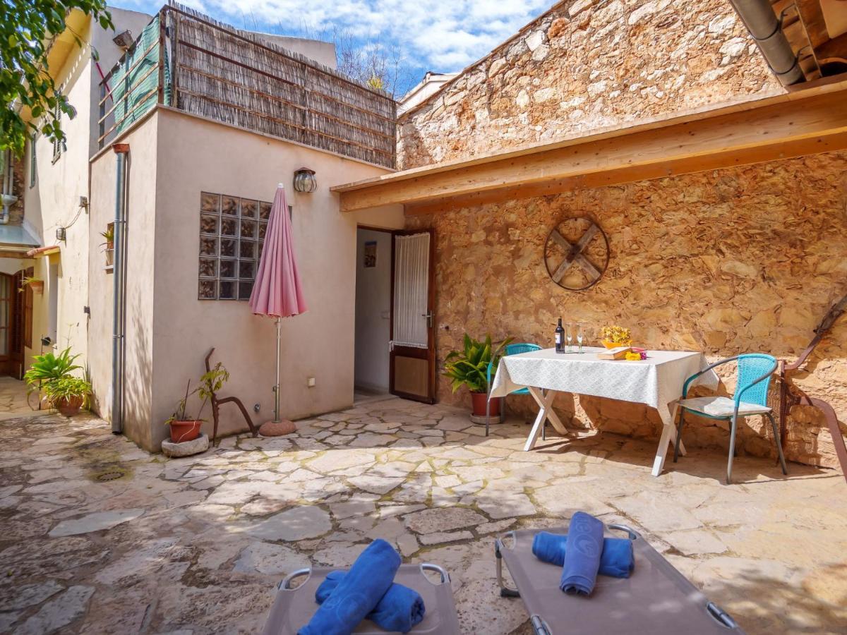 Сasa de vacaciones Salom By Interhome *