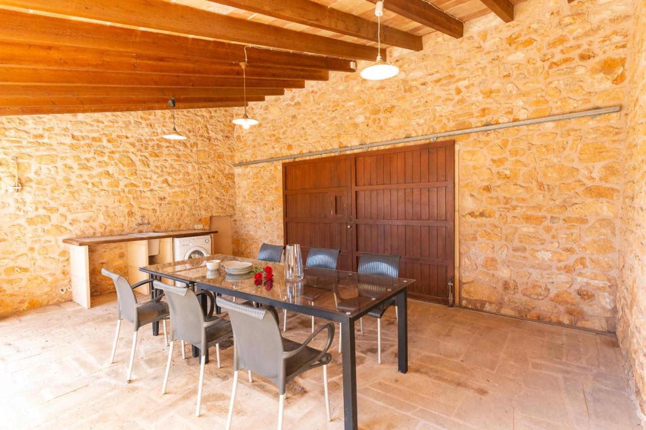 Petita Llombards Holiday home Llombarts