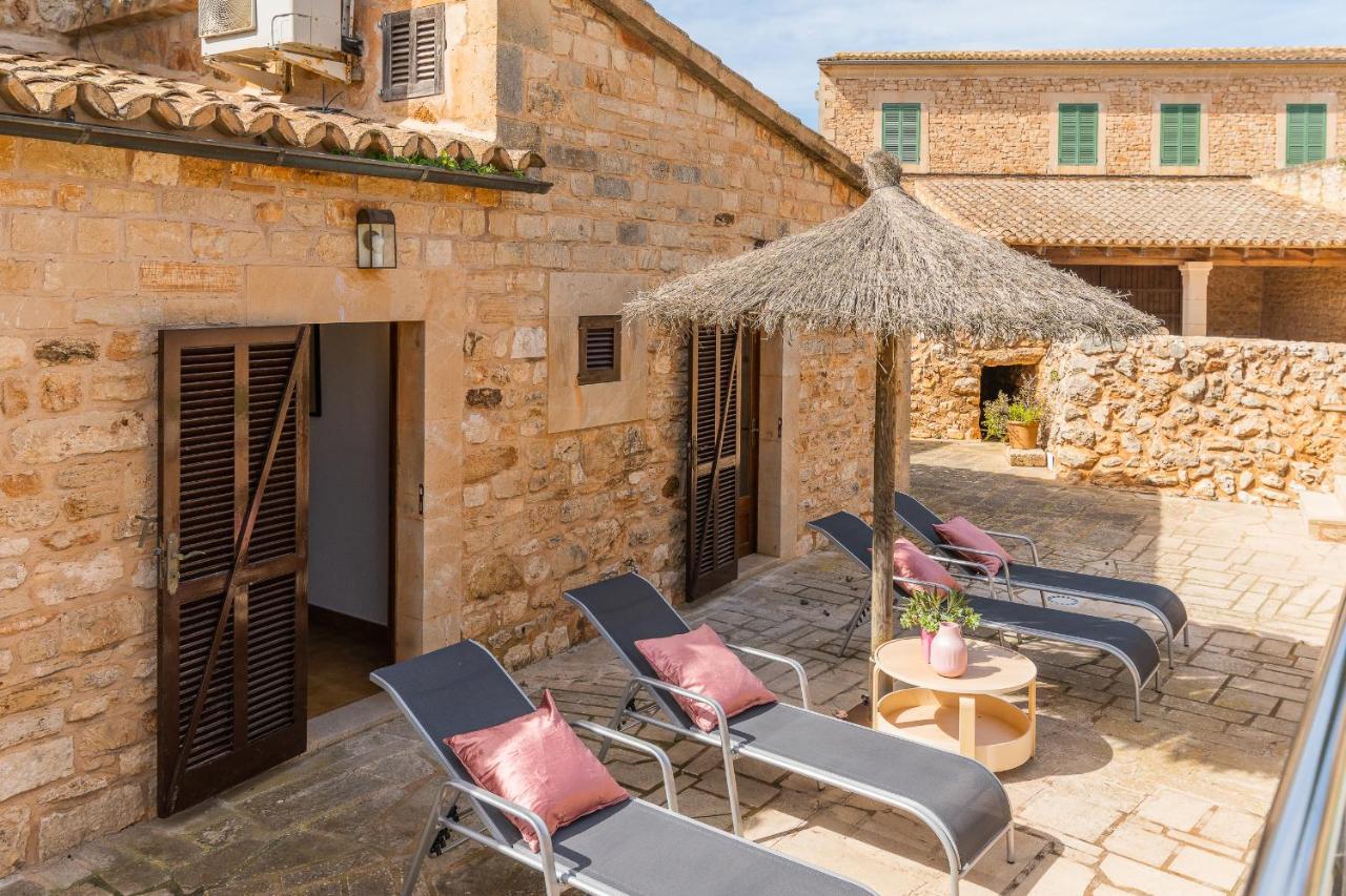 Petita Llombards Holiday home Llombarts