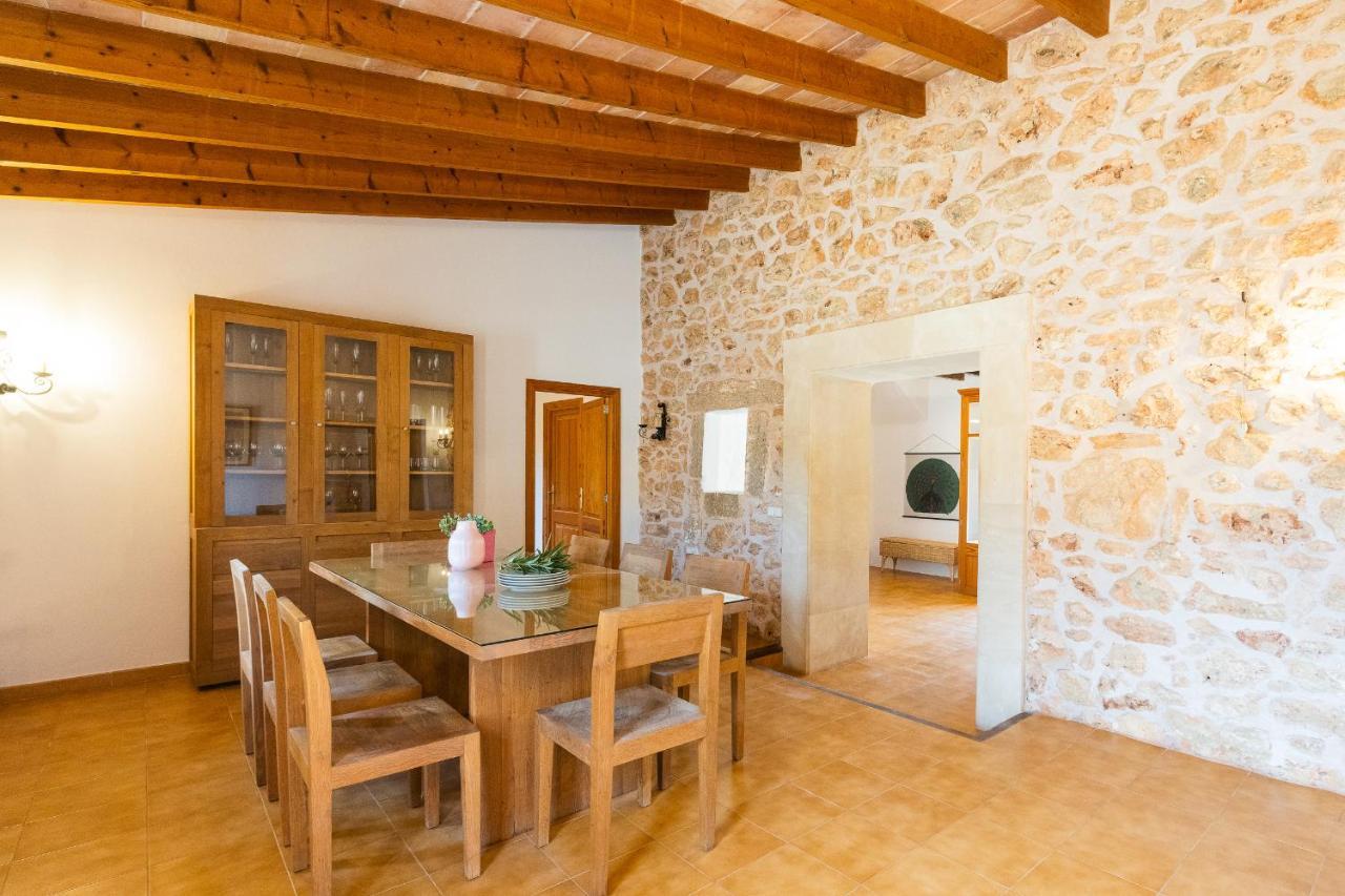Holiday home Petita Llombards
