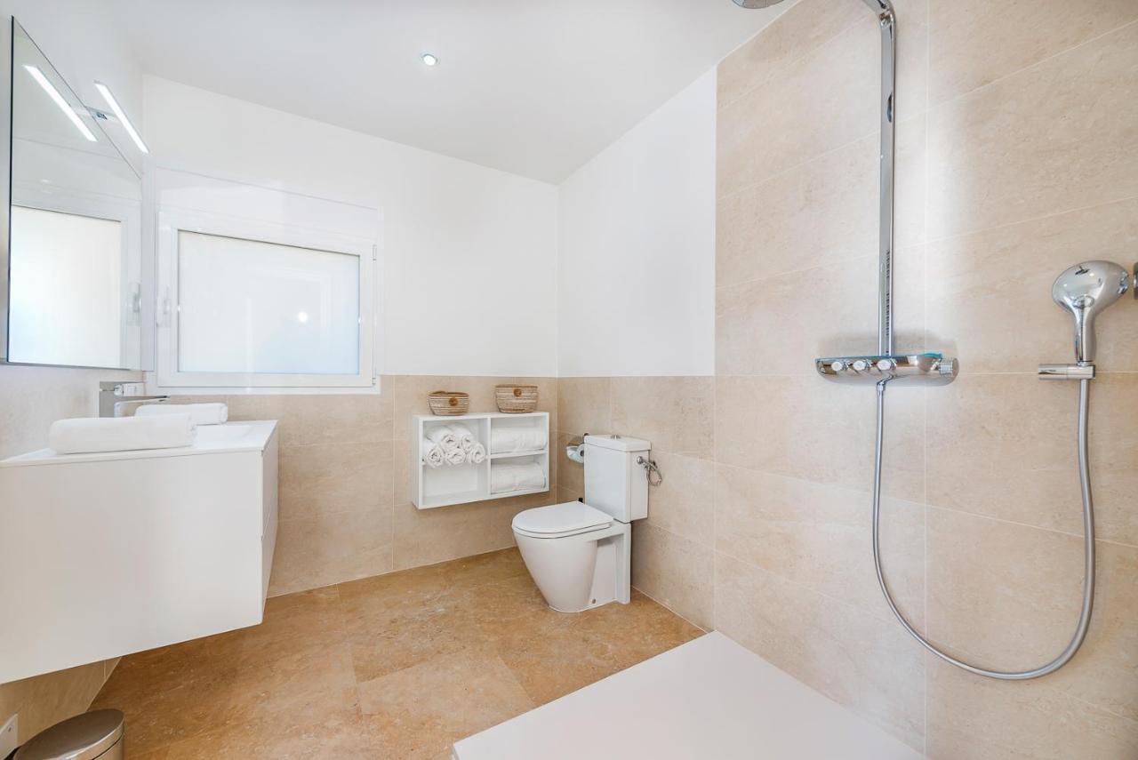 Luxury With Panoramic Sea Views