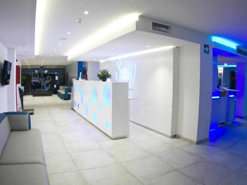 Triton Hotel 4*