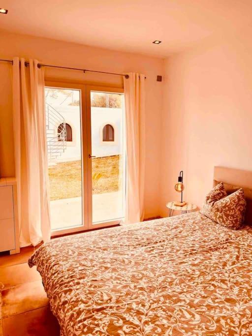 Mit Meerblick Und Pool Fuer 6 Personen Villa *