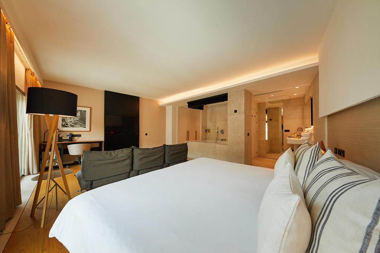Hotel Nakar 4*