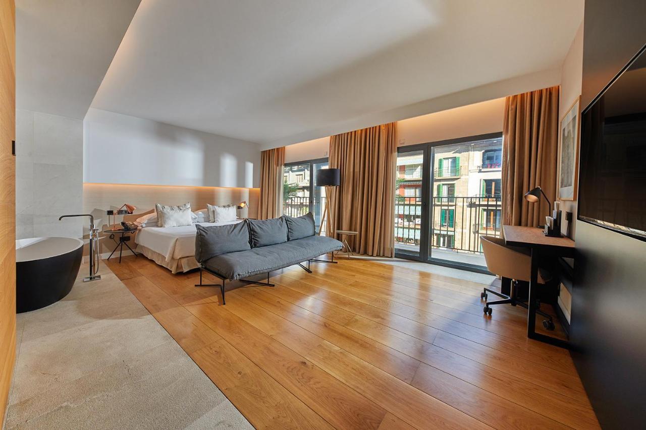 Hotel Nakar 4*