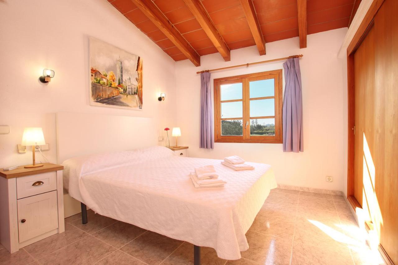 Llorenc Villa *