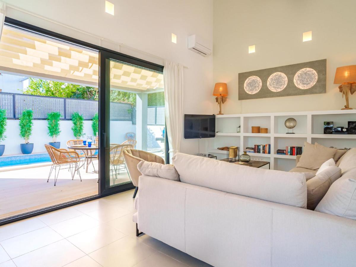 Aruna By Interhome Villa *