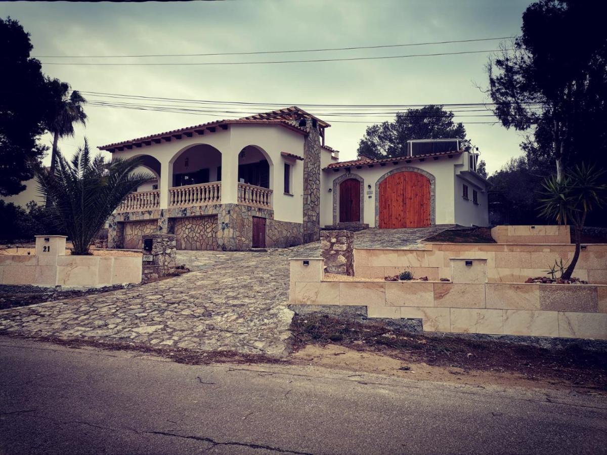 Luna Villa *