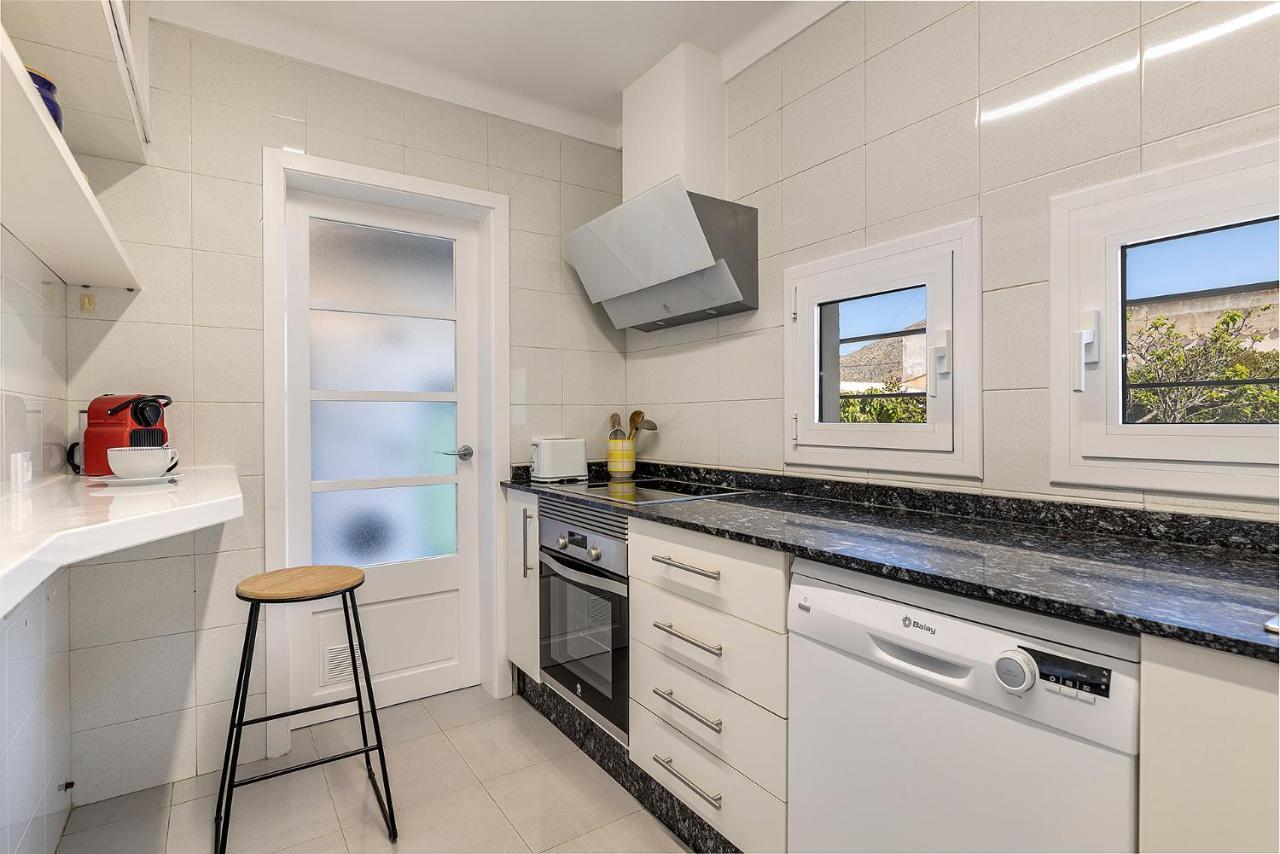 Apartment La Gola Apartment, First-line Beachfront, Newly Refurbished Port de Pollenca