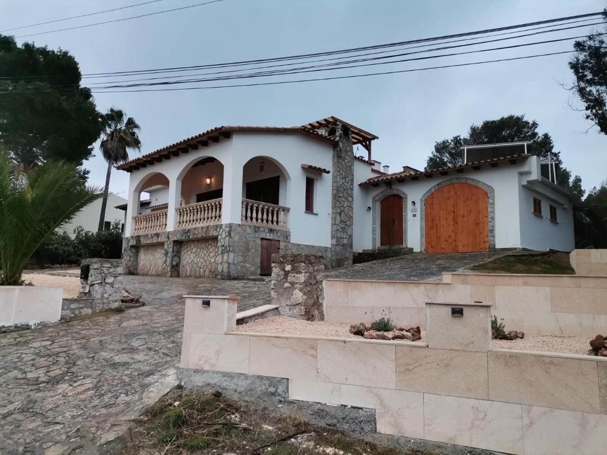 Luna Villa