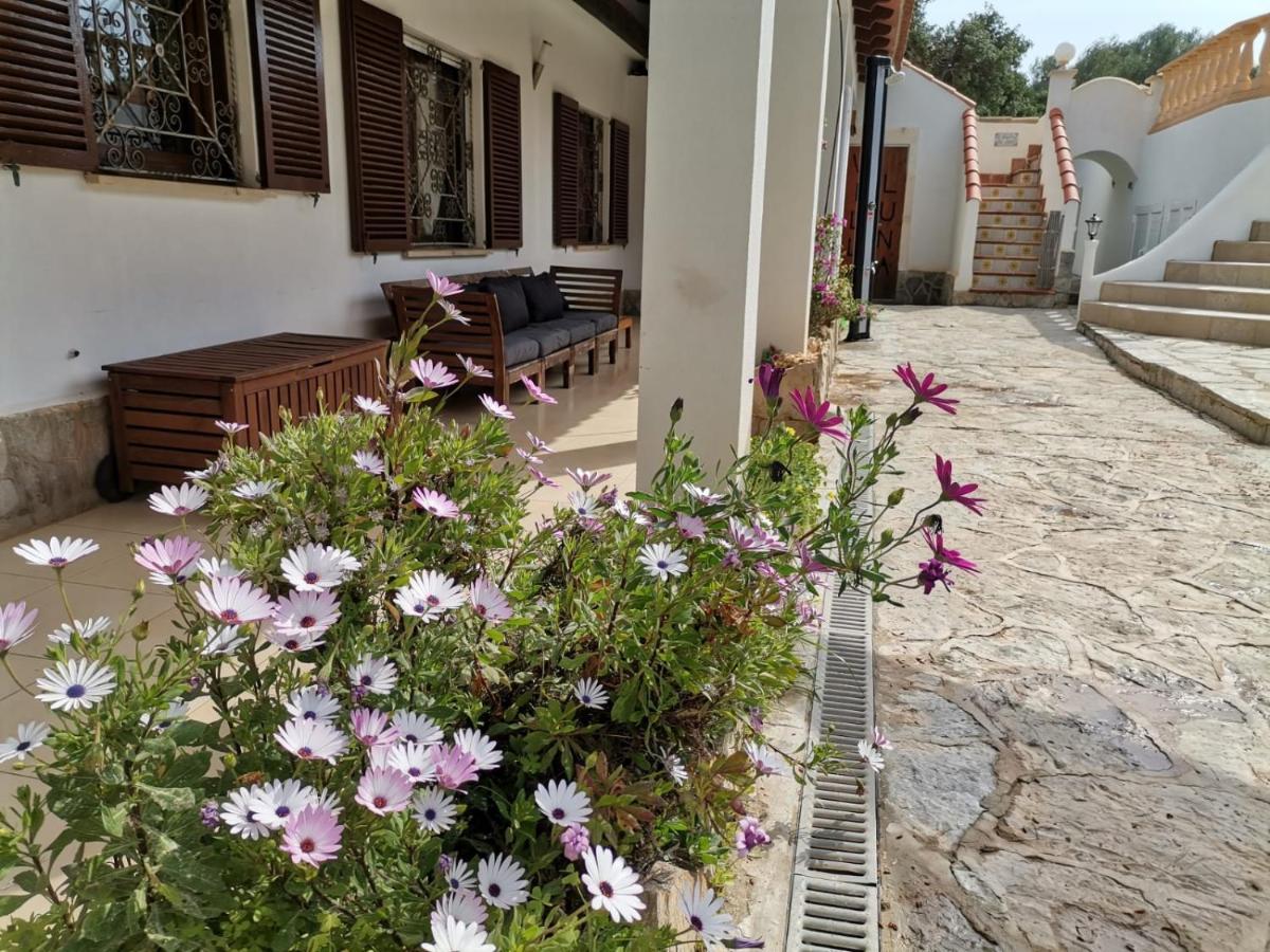 Luna Villa *