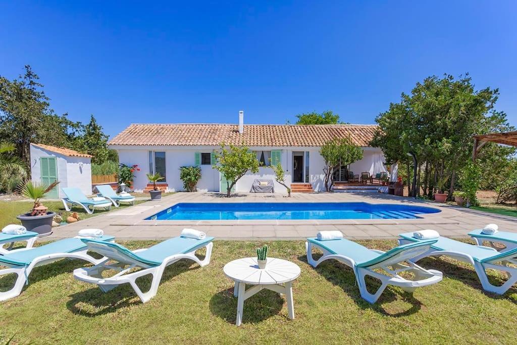 Mallorquin Oasis With Natural Pool 5min From The