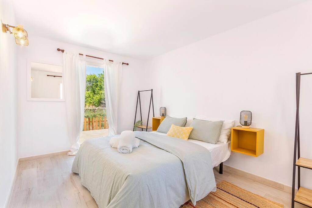 Villa Mallorquin Oasis With Natural Pool 5min From The Puerto Pollensa