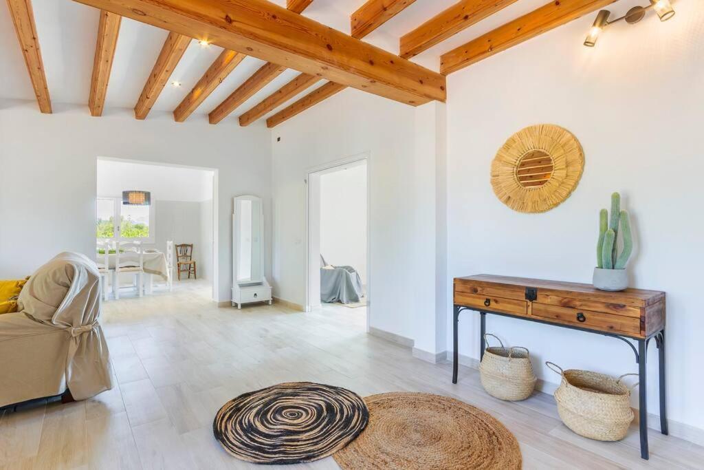 Mallorquin Oasis With Natural Pool 5min From The