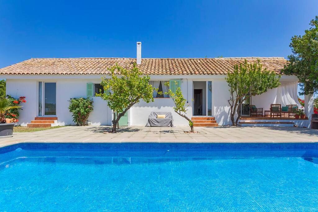 Mallorquin Oasis With Natural Pool 5min From The