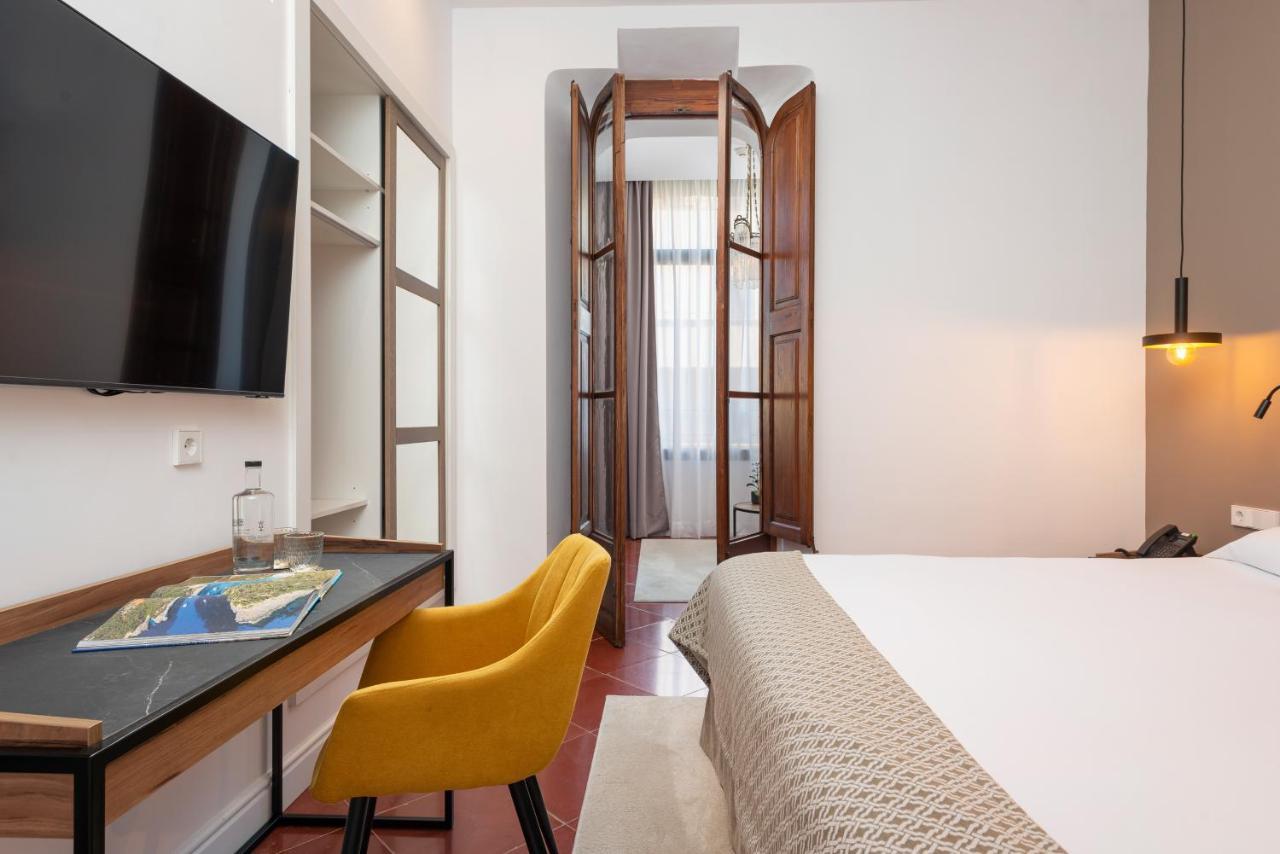 Quetglas (adults Only) 4*