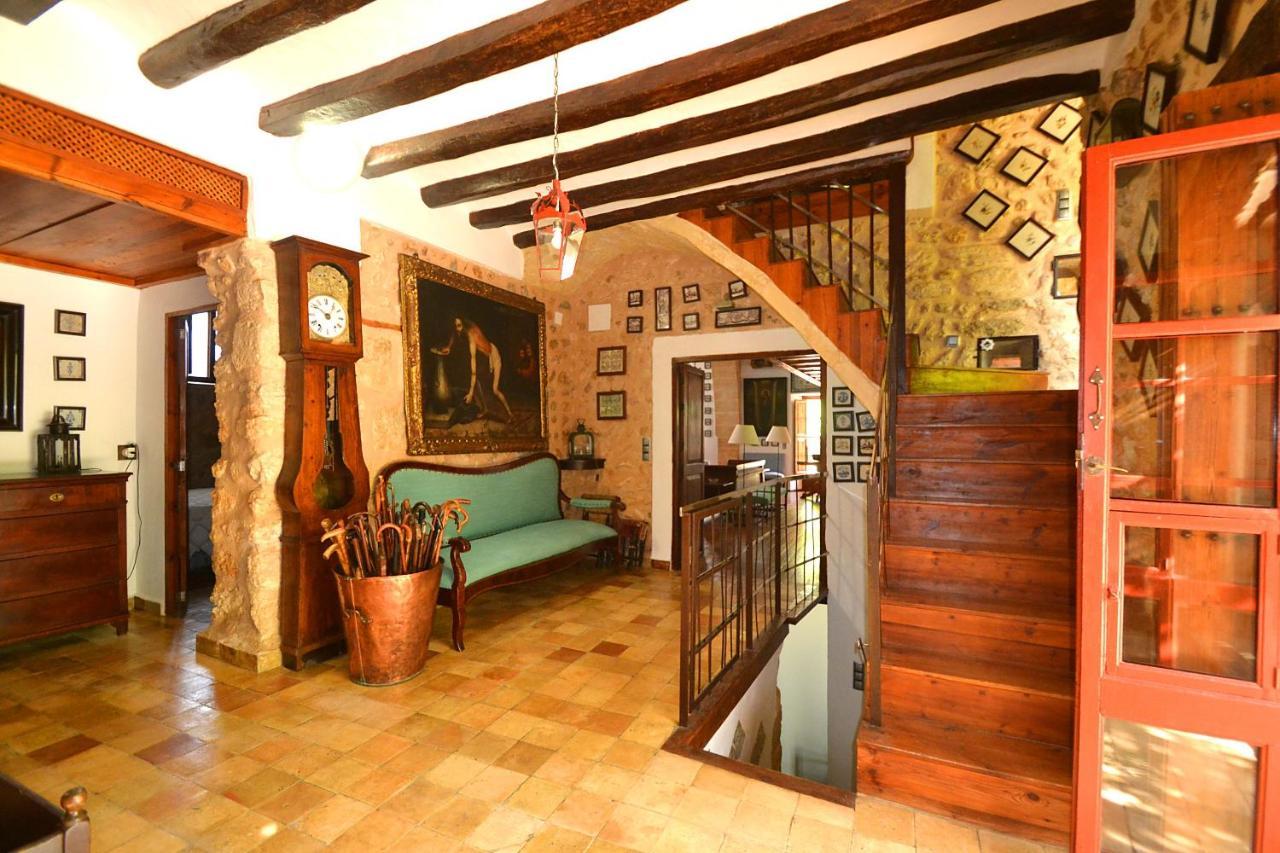 Villa Cas Cosinet By Priorityvillas Consell
