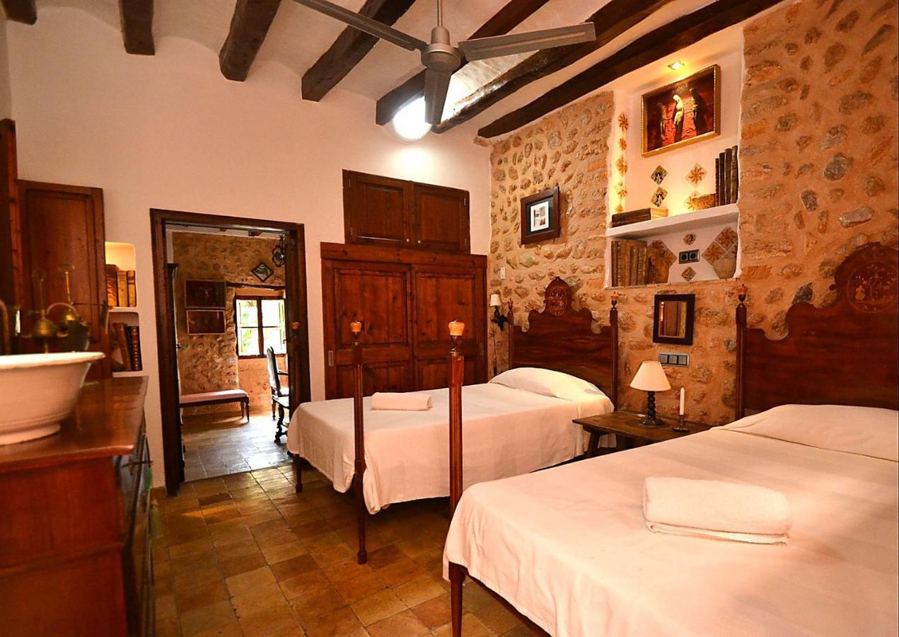 Cas Cosinet By Priorityvillas * Consell