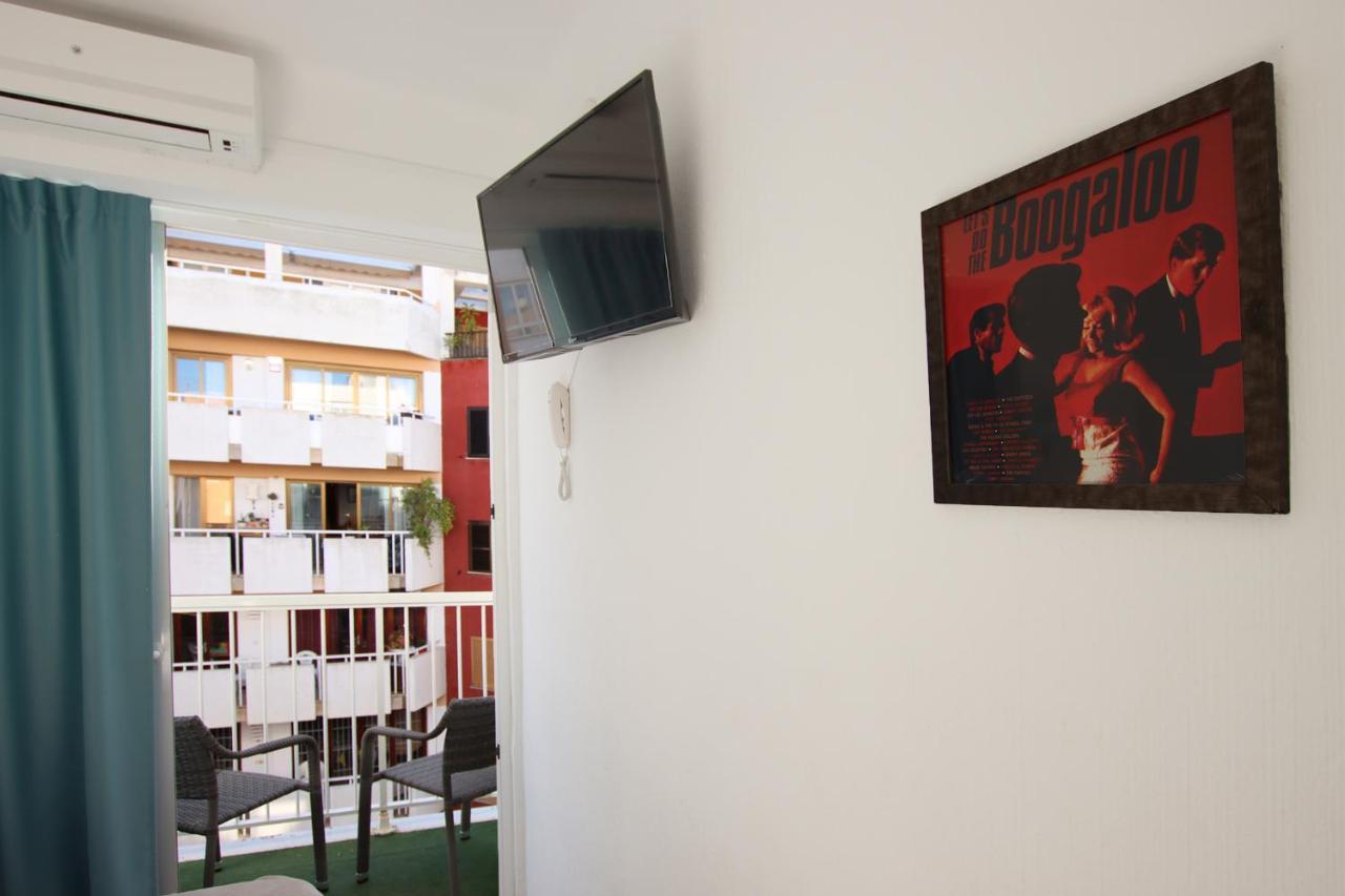 Boogaloo - Adults Only 2*
