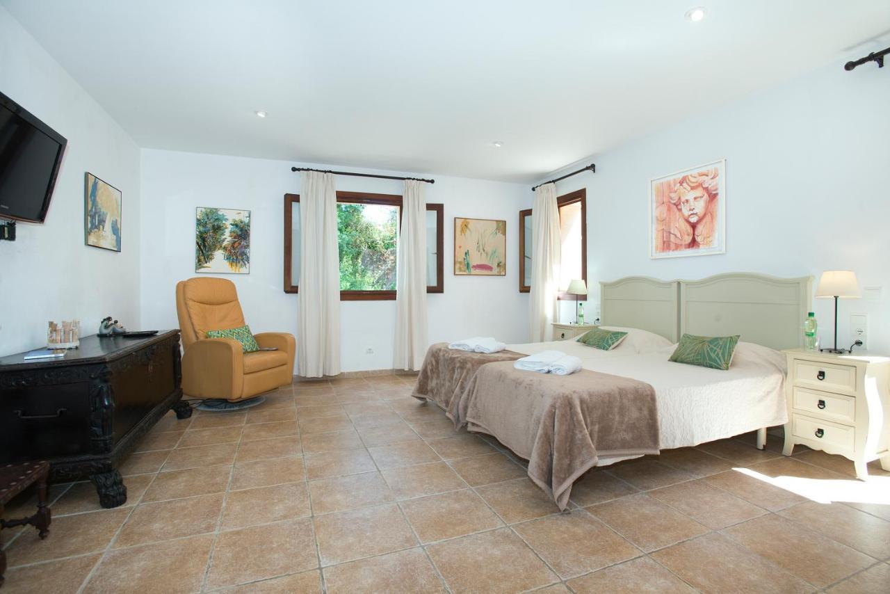 Villa Owl Siquier - Luxury Retreat With Mountain Views *