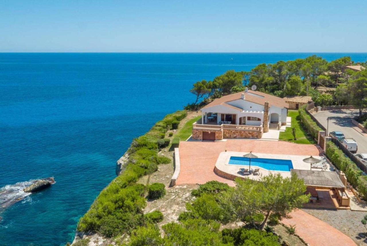 Villa Fernando Santanyi