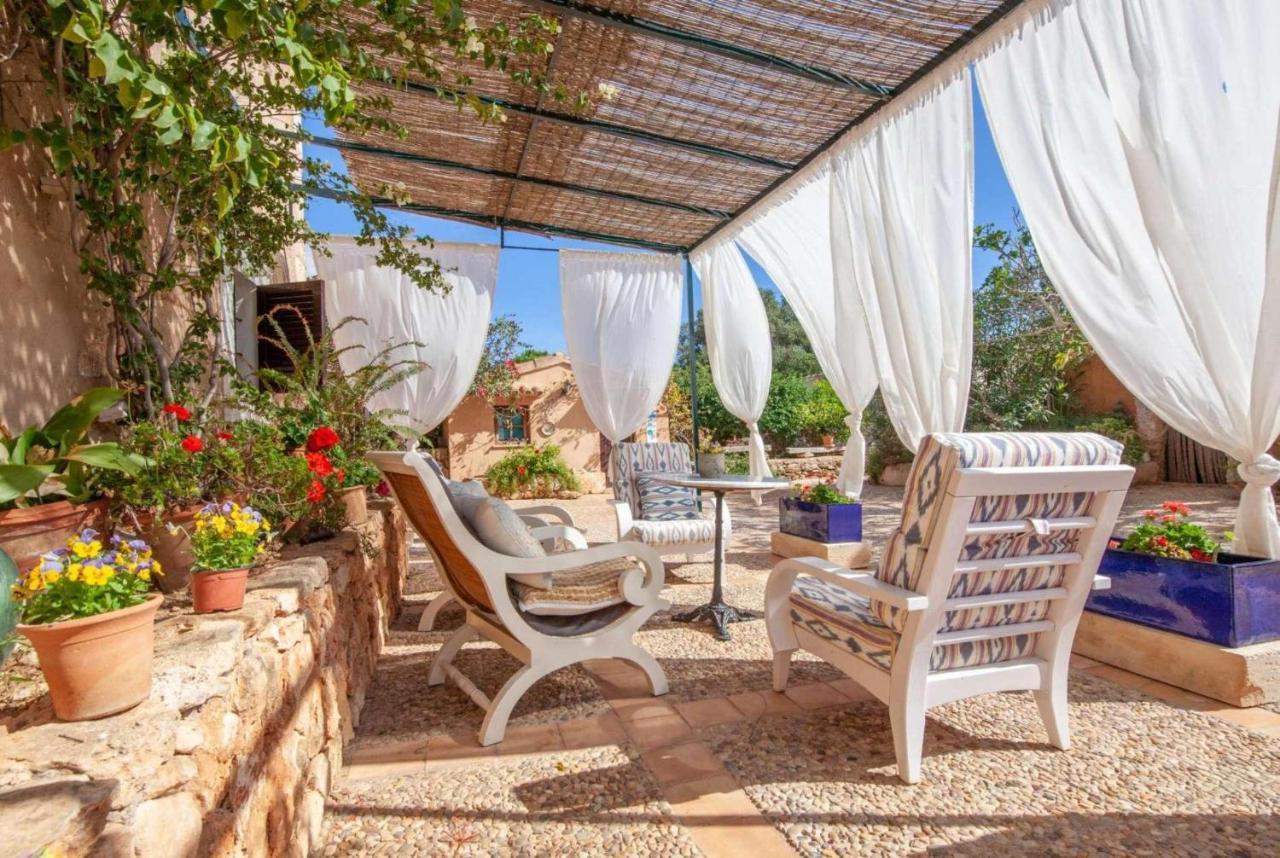 Villa Son Marimon *