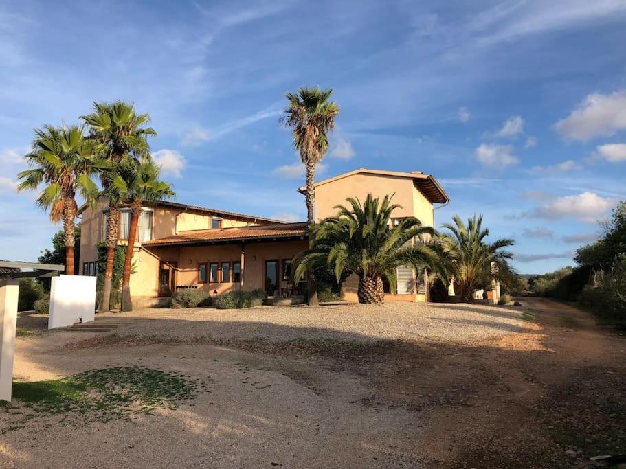 Mia Limon Villa