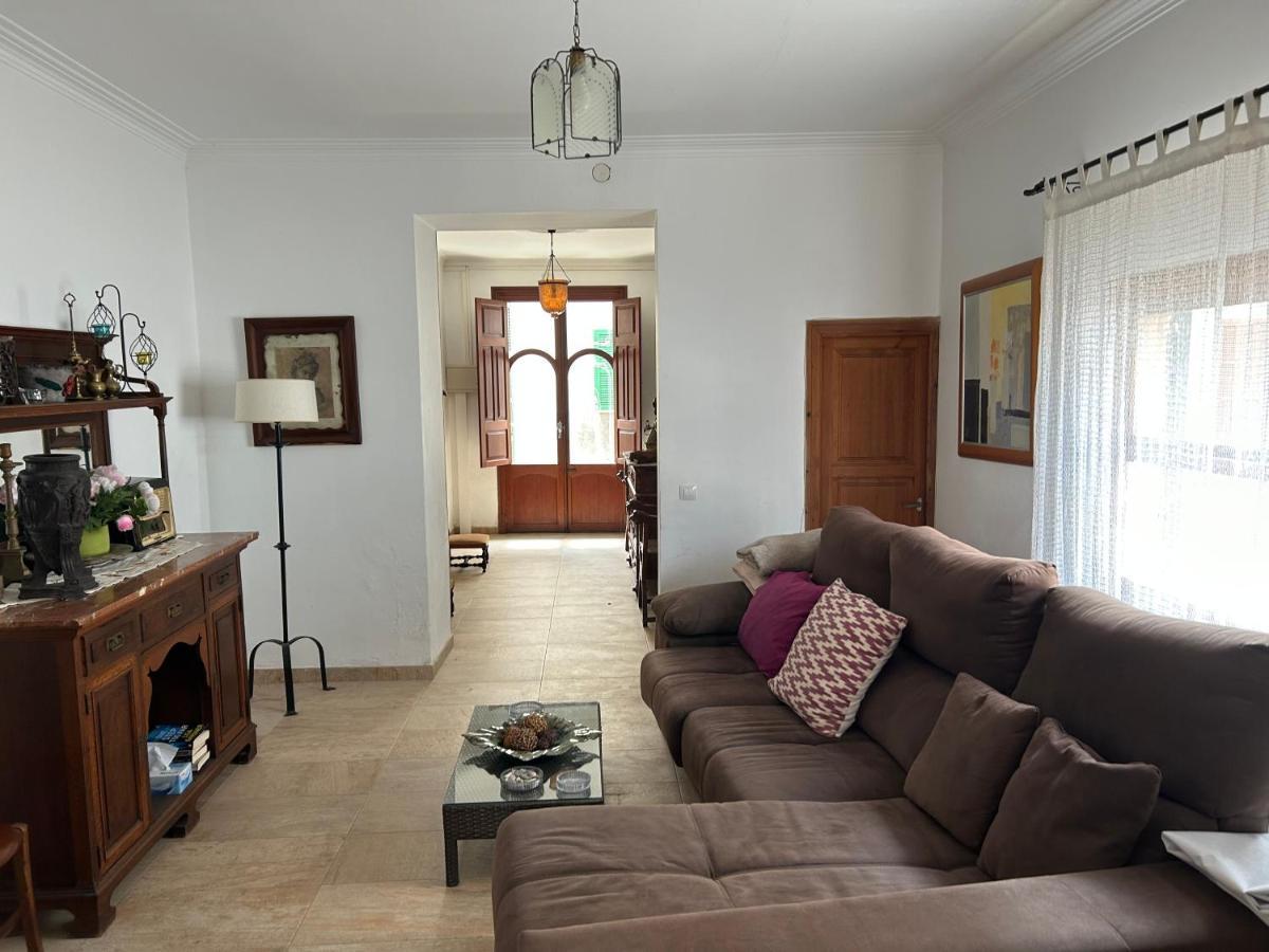 Casa Padrina Burballa * María de la Salud
