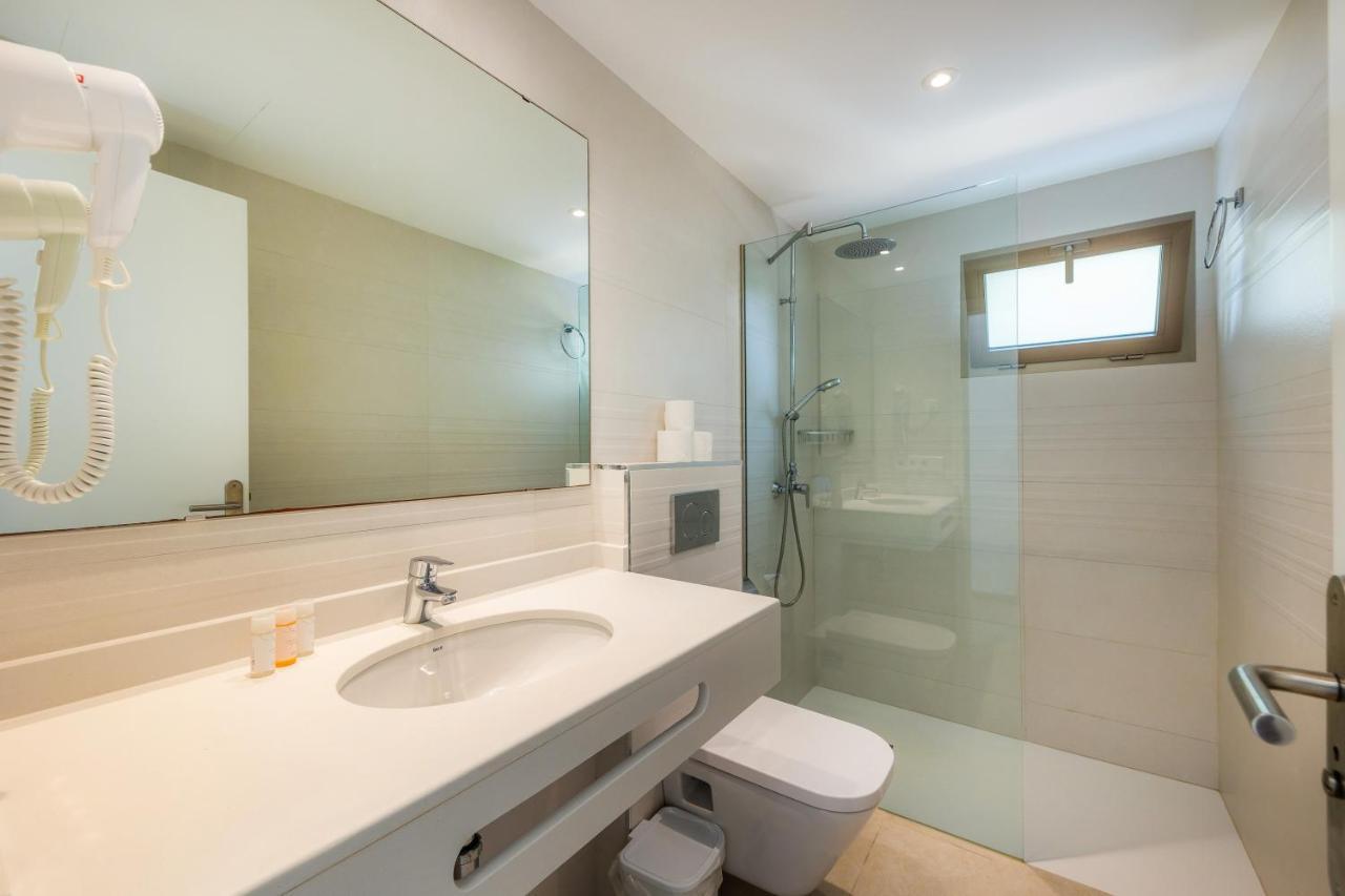 Aquamarina 4 *