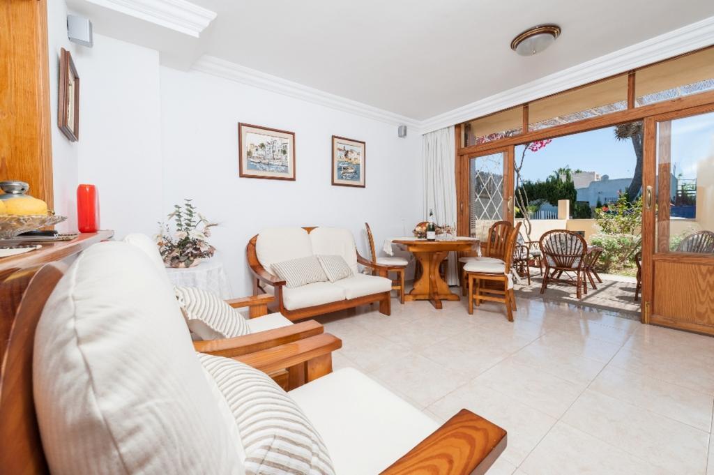 Holiday home Bella *