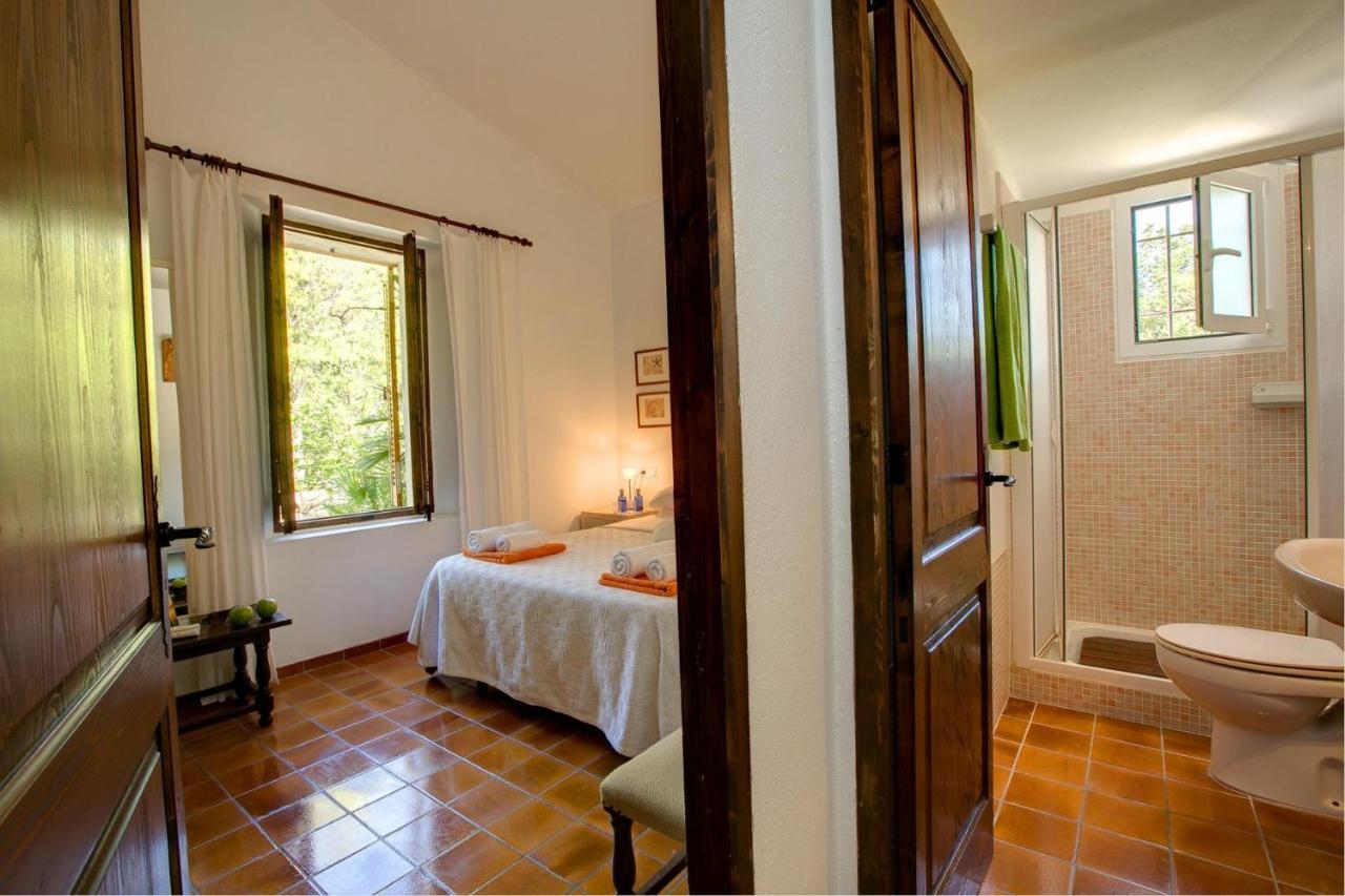 Bennassar By Vintage Travel Villa Pollensa