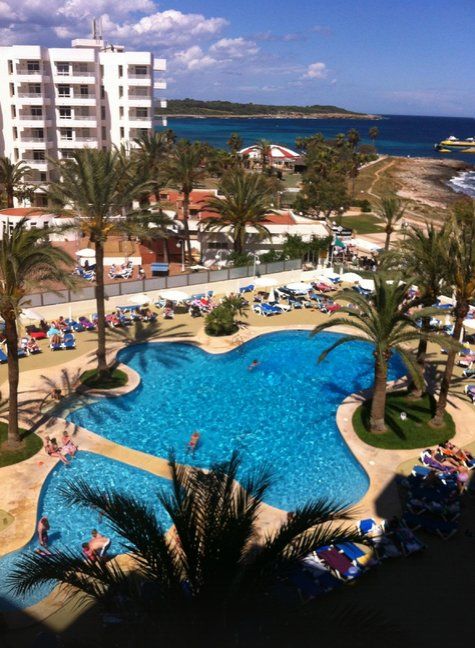 Playa Dorada Apartahotel