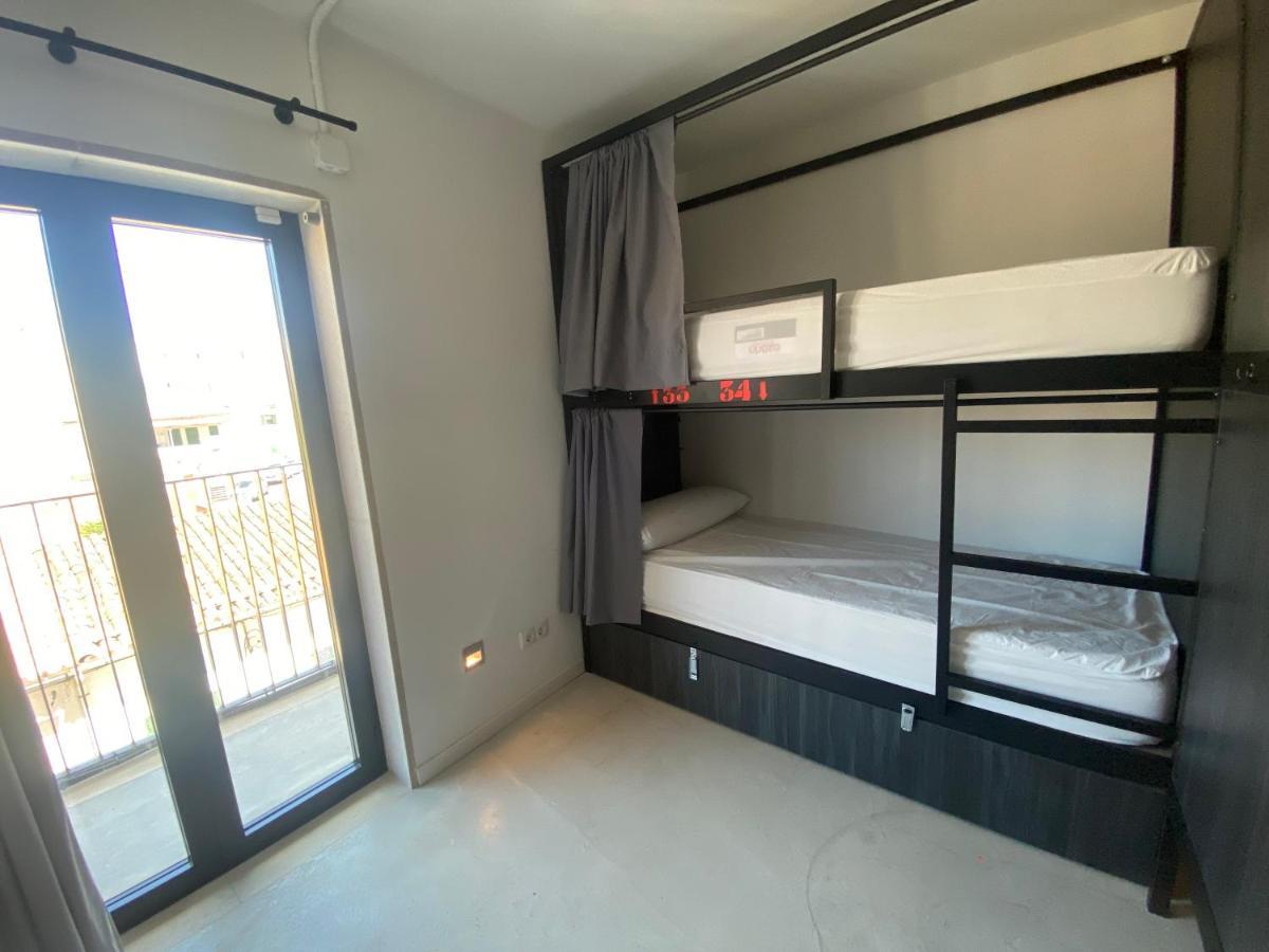 Hostal We Street - El Arenal-albergue Juvenil