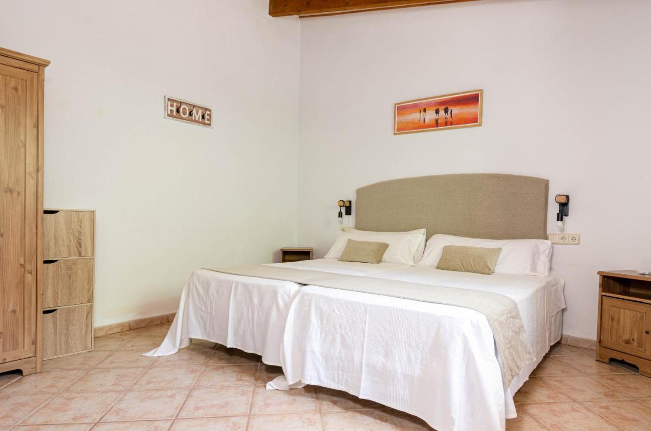 Yourhouse Rafelino *