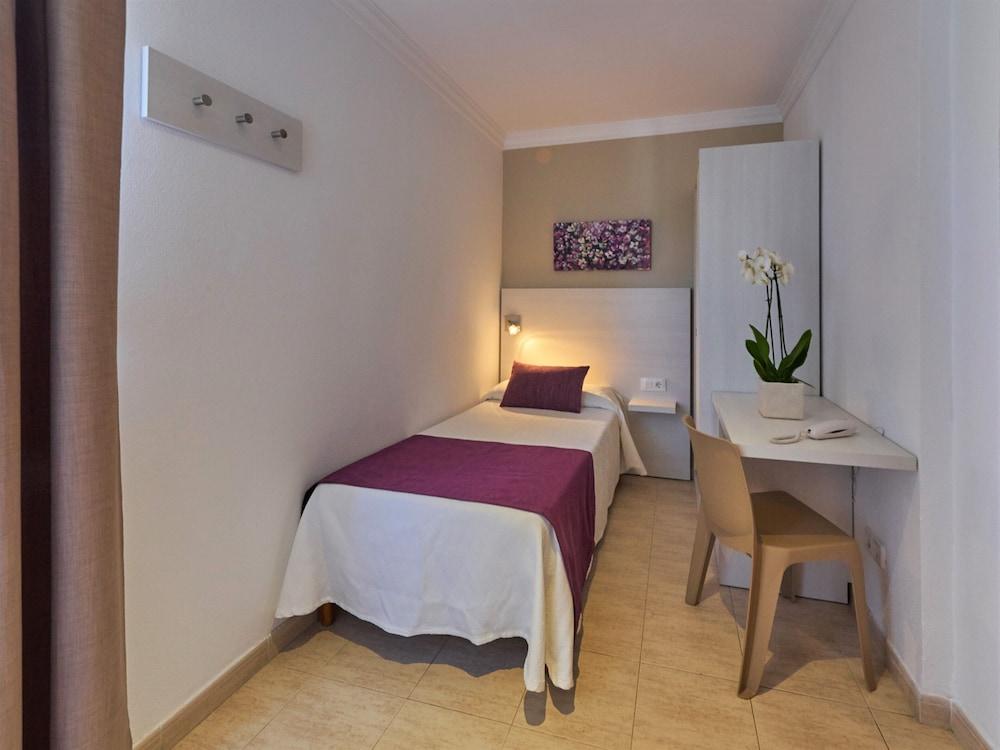 Hotel Flor Almendros Peguera