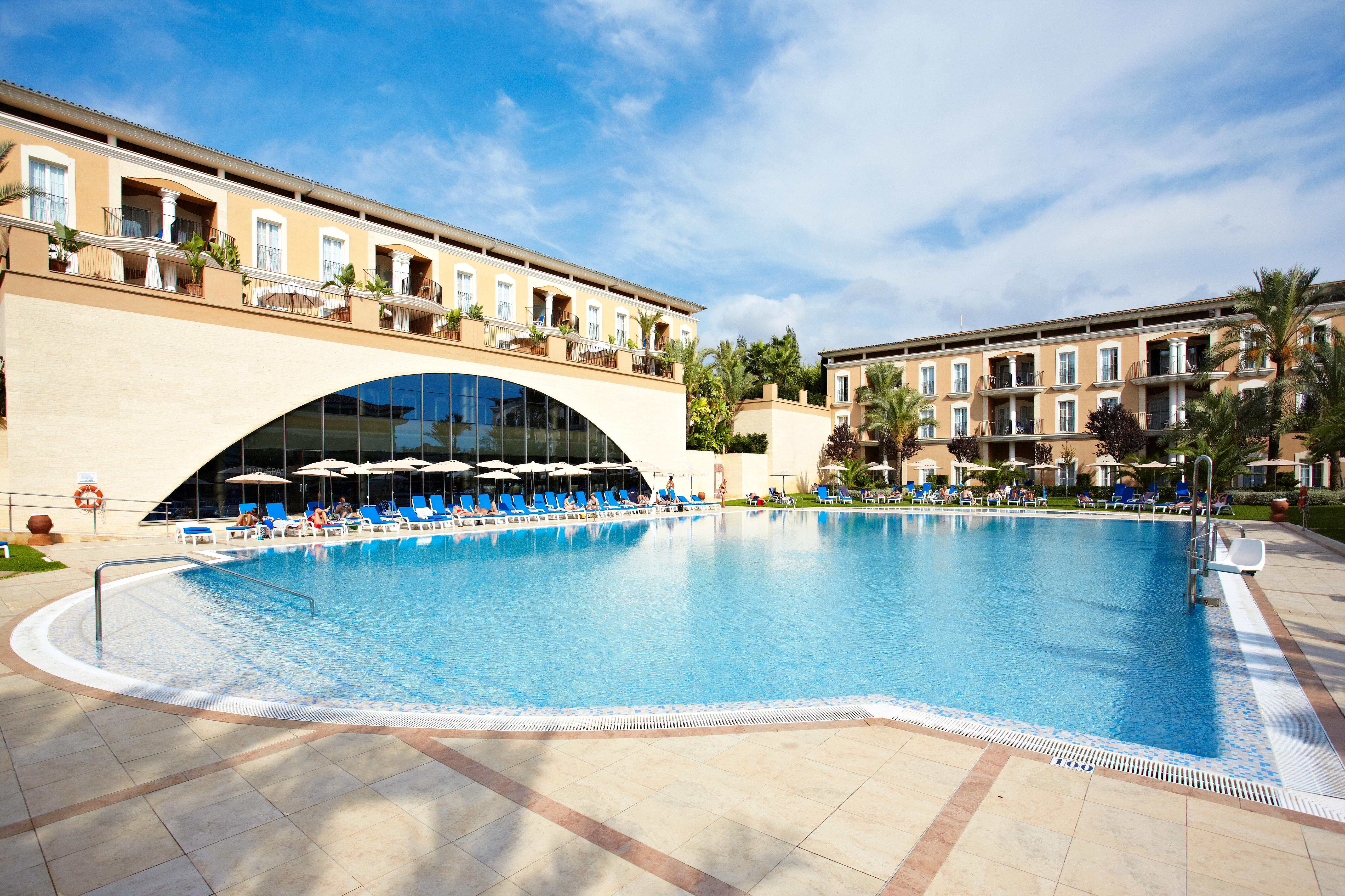 Grupotel Playa De Palma Suites&spa 4*
