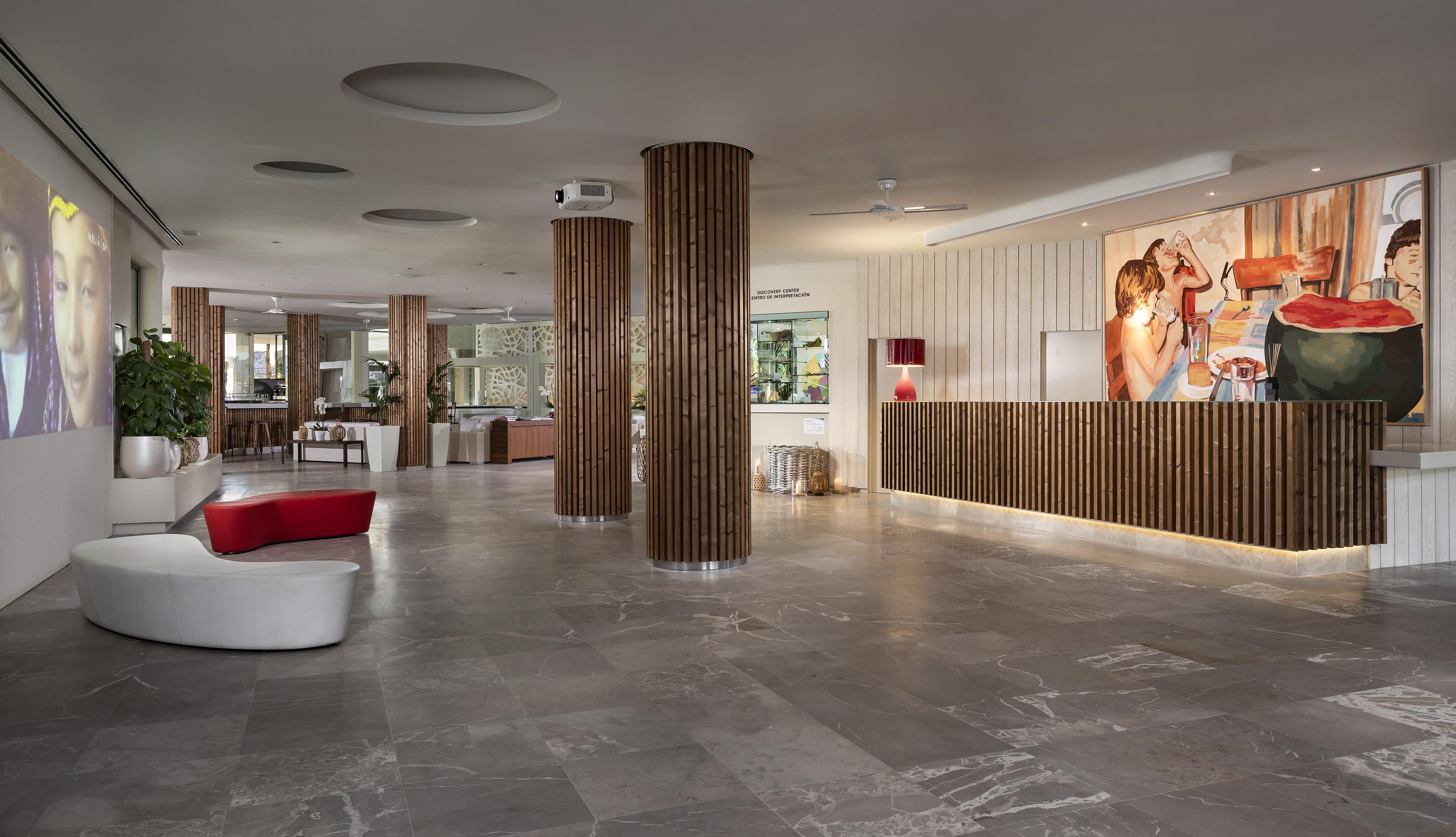 Meliá South Hotel 4*