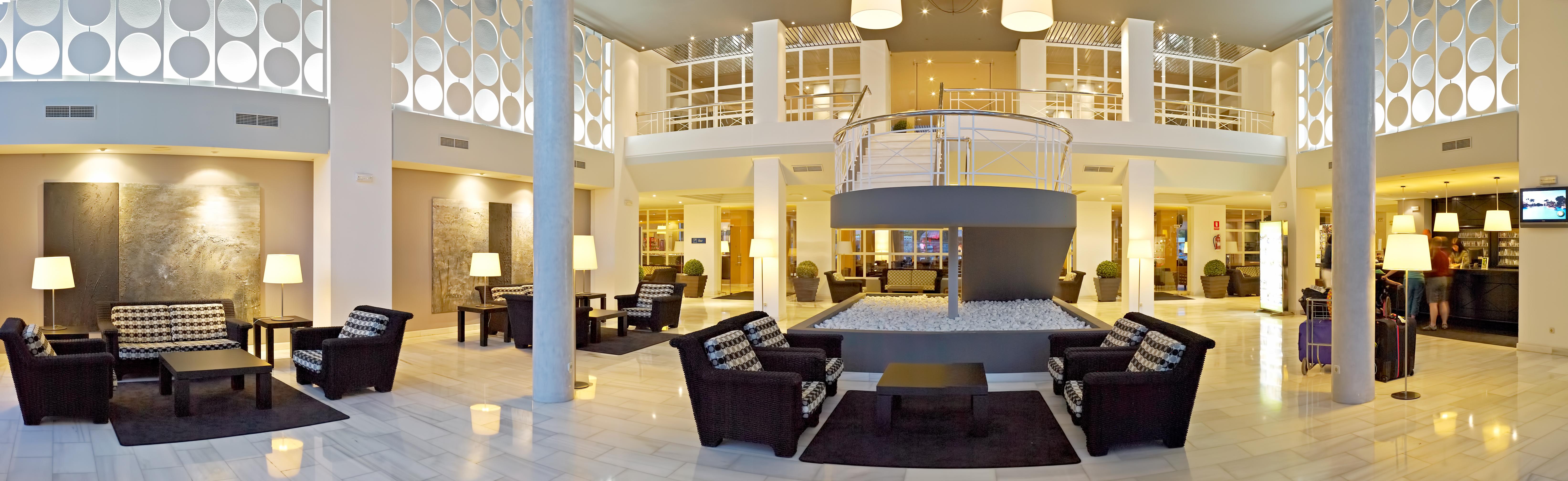 Protur Vista Badia Hotel 4*