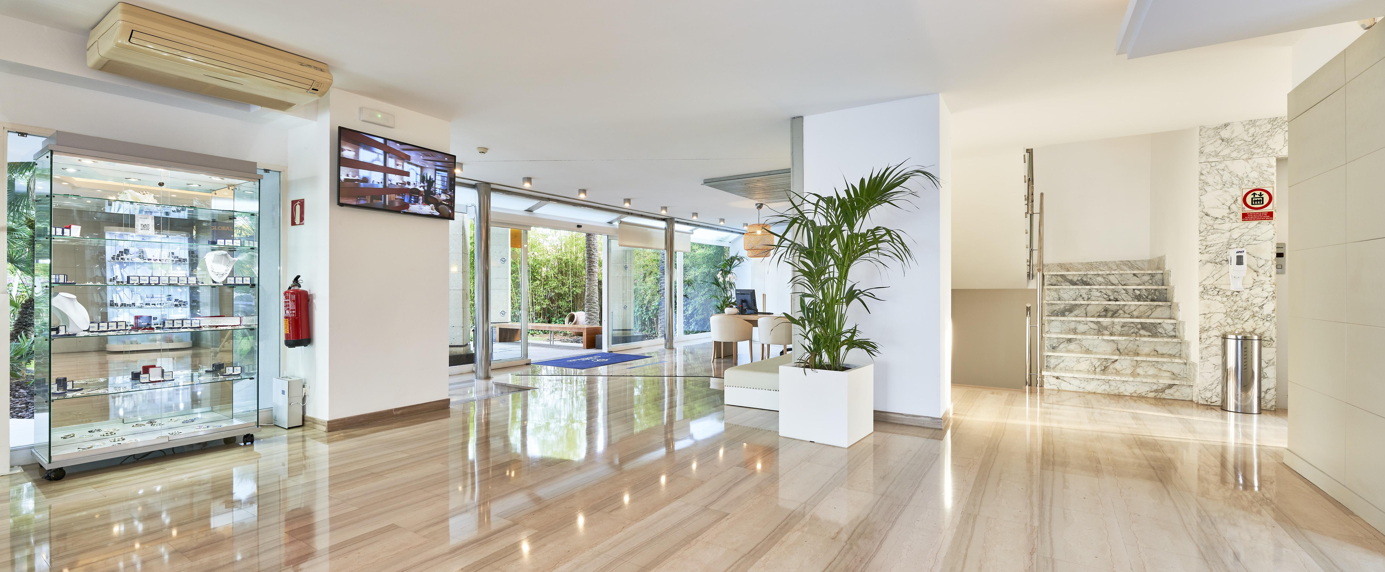 Hotel Globales Cala Bona