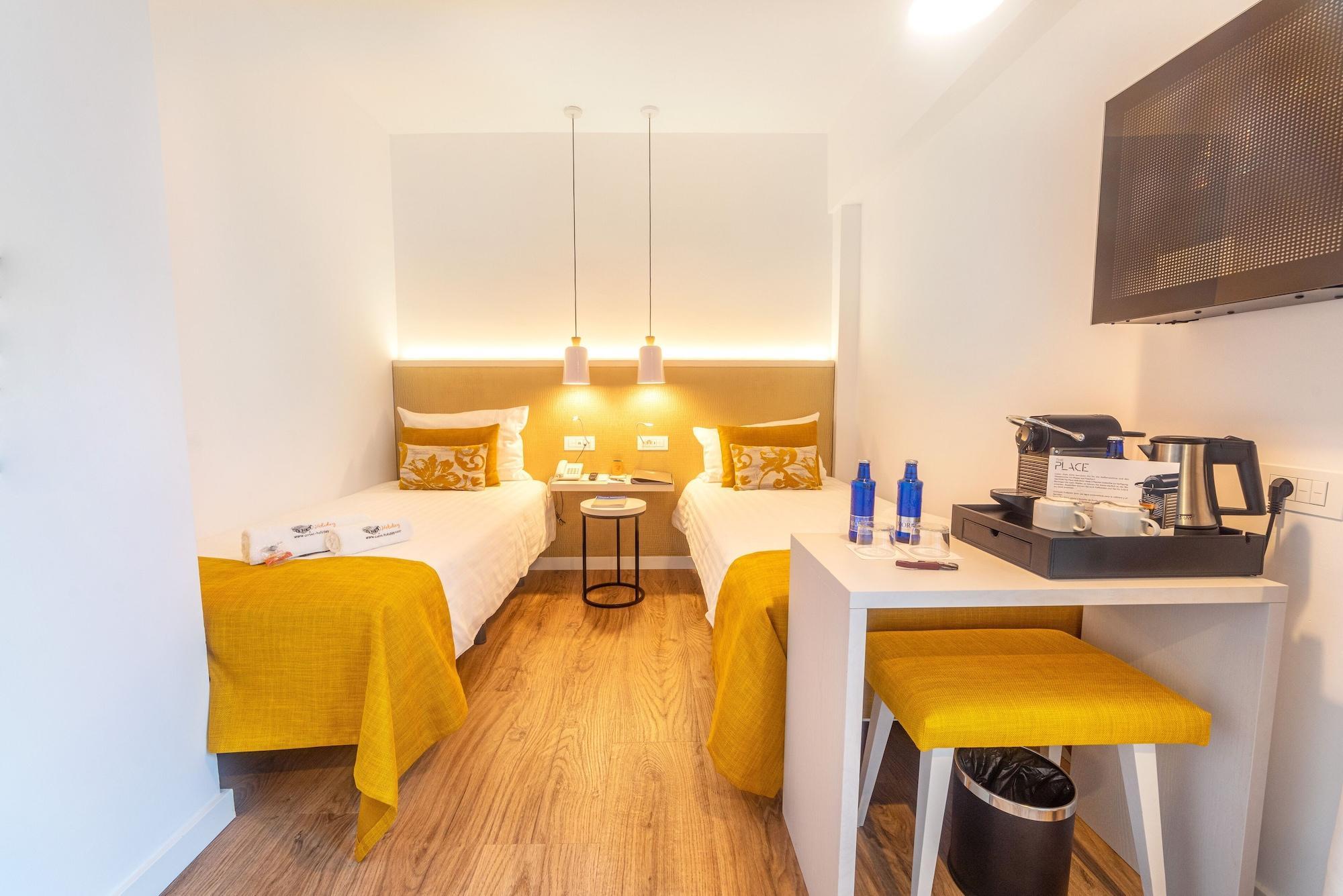Hotel The Place - Adults Only