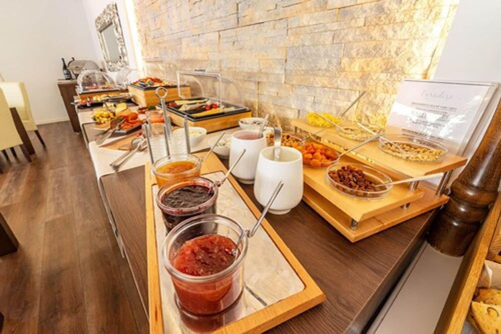 Apartahotel Paradise Residencial 4*