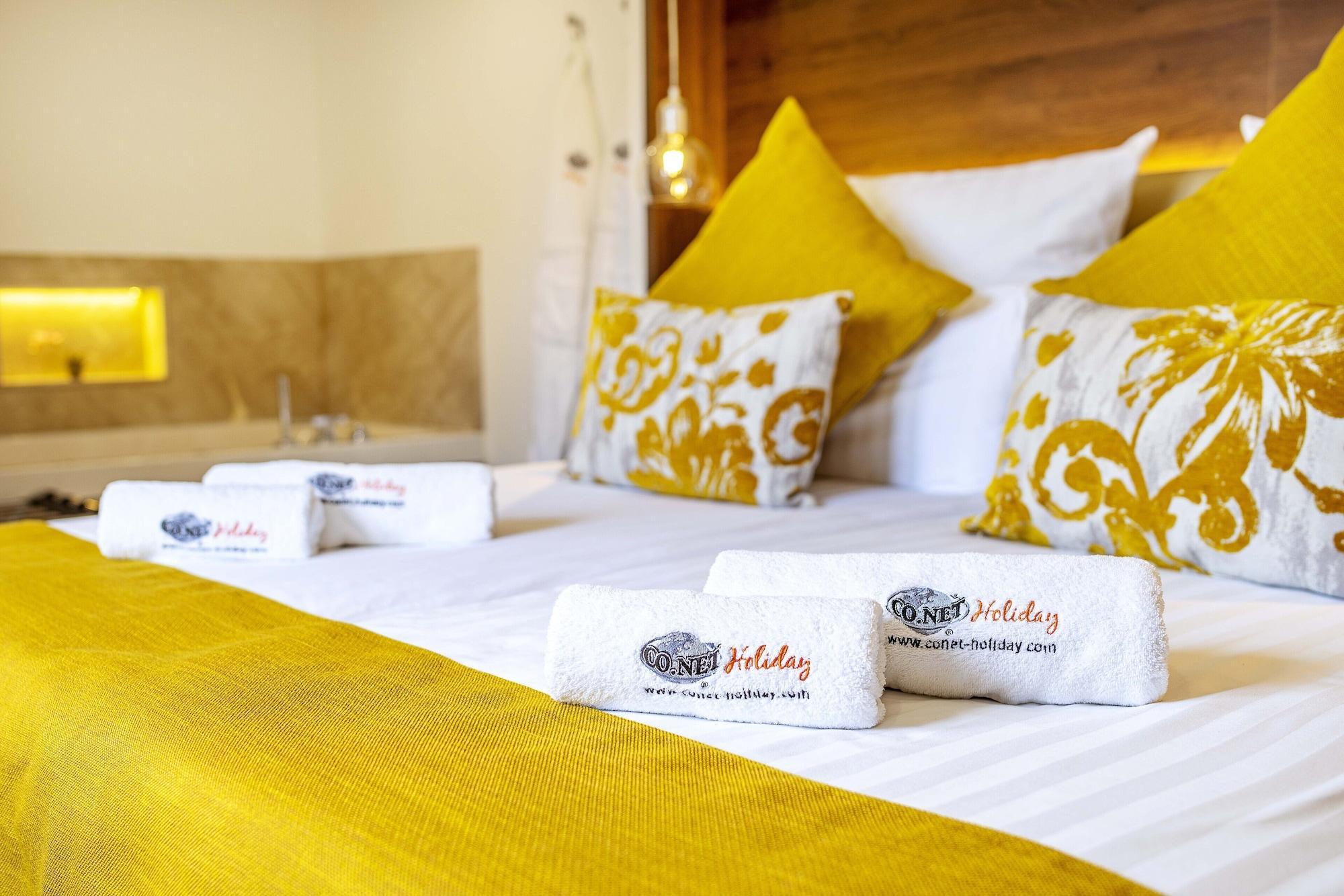 Apartahotel Paradise Residencial 4*