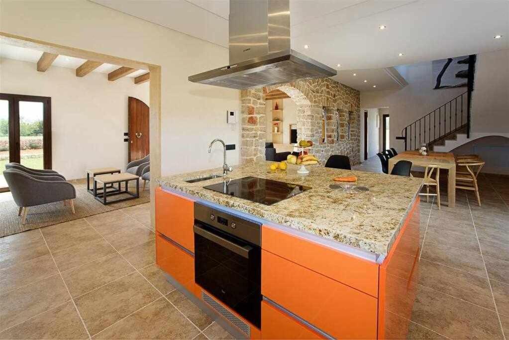 Sa Pletassa 8 Pax Wifi Piscina Jardin Bbq * S'Horta